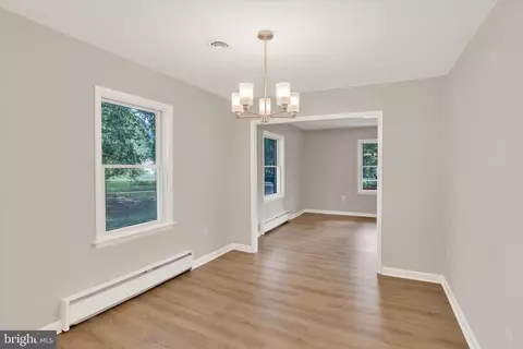 Living - 1216 Steamboat Rd, Shady Side, MD 20764 photo 3 of 6