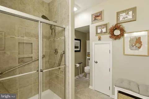 Bath - 135 Jacobia Dr #H-3, Pasadena, MD 21122 photo 1 of 5