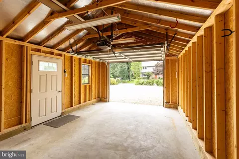 Entry Way - 27 Cascade Rd, Arnold, MD 21012 photo 1 of 1