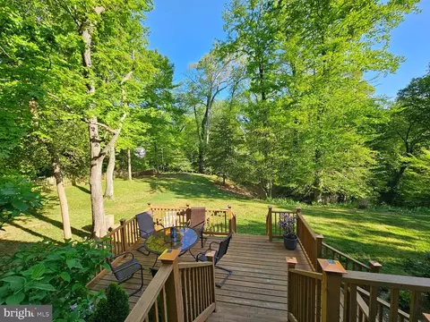 Exterior - 27 Cascade Rd, Arnold, MD 21012 photo 4 of 5