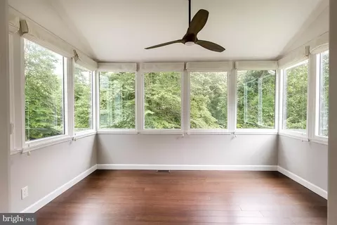 27 Cascade Rd, Arnold, MD 21012