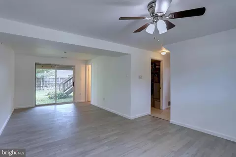 2000 Aberdeen Dr, Crofton, MD 21114 photo 18