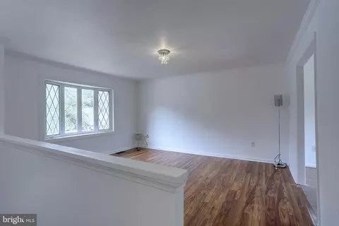 2000 Aberdeen Dr, Crofton, MD 21114 photo 3
