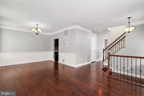 Entry Way - 2501 Cherry Tree Rd, Hanover, MD 21076 photo 2 of 6