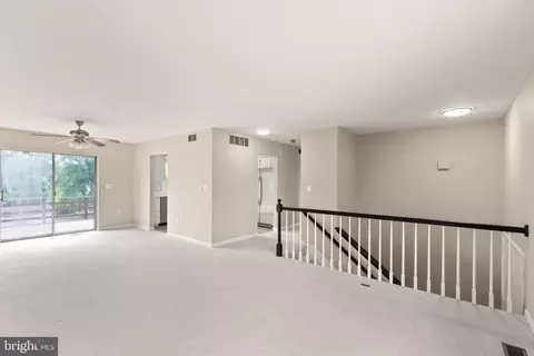 Living - 1003 Cedar Park Rd, Annapolis, MD 21401 photo 1 of 4