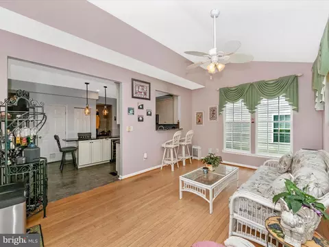 7732 Rotherham Dr, Hanover, MD 21076 photo 17