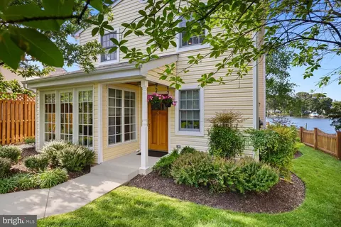 8126 Forest Glen Dr, Pasadena, MD 21122 photo 34