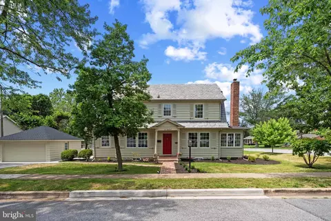 100 Homewood Rd, Linthicum Heights, MD 21090