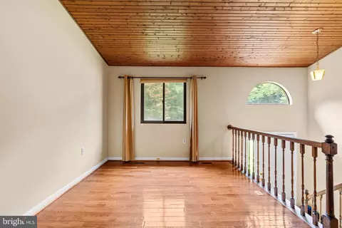 552 Greenhill Ct, Arnold, MD 21012 photo 5