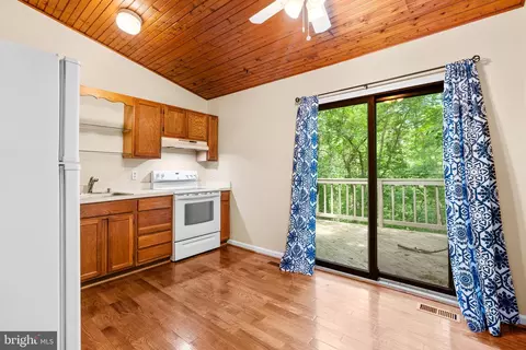 552 Greenhill Ct, Arnold, MD 21012 photo 10