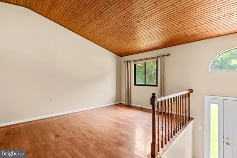 552 Greenhill Ct, Arnold, MD 21012 photo 4