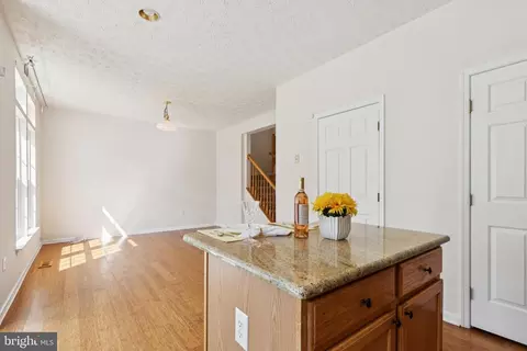 8309 Pigeon Fork Ln, Laurel, MD 20724 photo 11