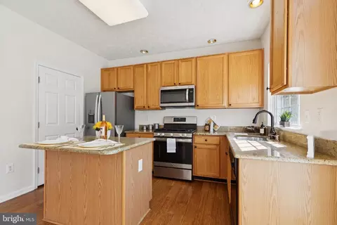 8309 Pigeon Fork Ln, Laurel, MD 20724 photo 9
