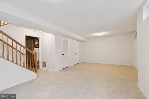 8309 Pigeon Fork Ln, Laurel, MD 20724 photo 38