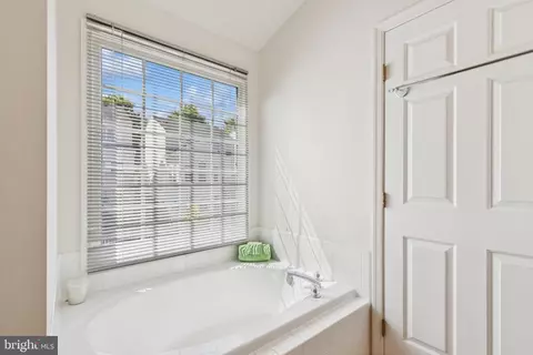 8309 Pigeon Fork Ln, Laurel, MD 20724 photo 24