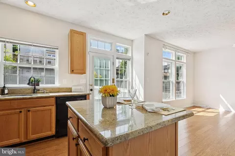8309 Pigeon Fork Ln, Laurel, MD 20724 photo 8