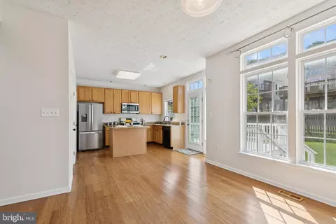 8309 Pigeon Fork Ln, Laurel, MD 20724 photo 14