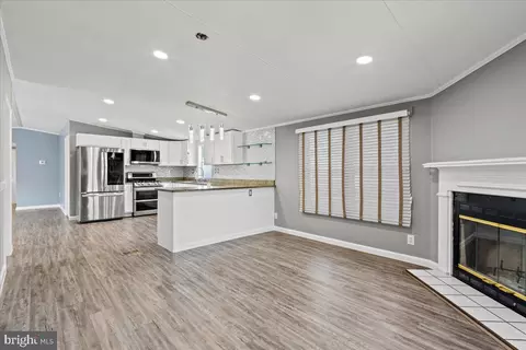 308 Berts Dr, Lothian, MD 20711 photo 11