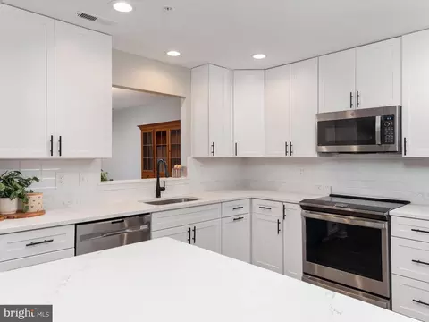 Kitchen - 2900 Shipmaster Way #302, Annapolis, MD 21401 photo 2 of 4