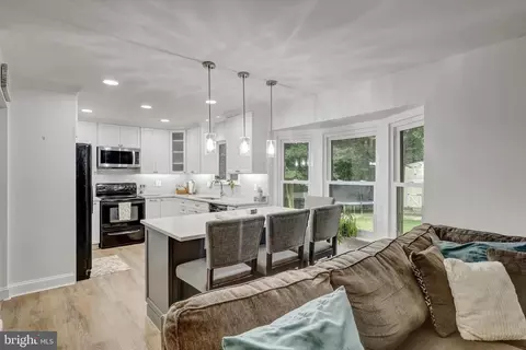 1841 Fox Hollow Run, Pasadena, MD 21122 photo 12