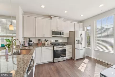 Kitchen - 7812 Rosella Ln, Jessup, MD 20794 photo 2 of 2
