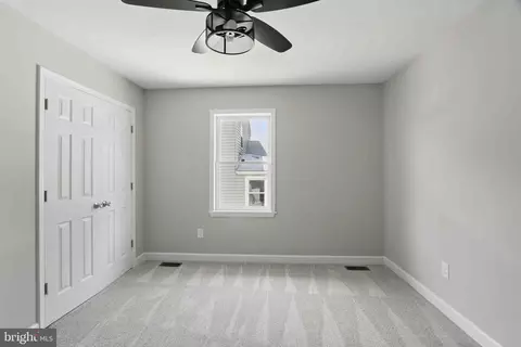 Bedroom - 8437 Bay Dr, Pasadena, MD 21122 photo 3 of 4