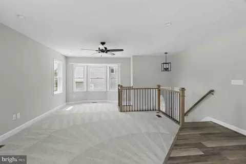 Living - 8437 Bay Dr, Pasadena, MD 21122 photo 1 of 3