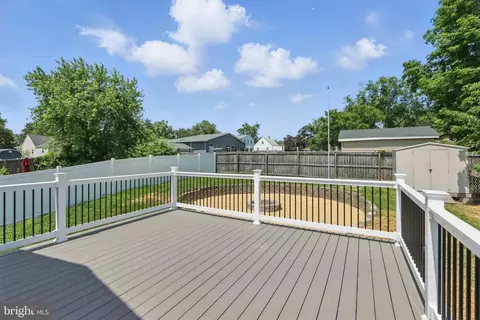 Exterior - 8437 Bay Dr, Pasadena, MD 21122 photo 2 of 5