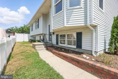 8437 Bay Dr, Pasadena, MD 21122