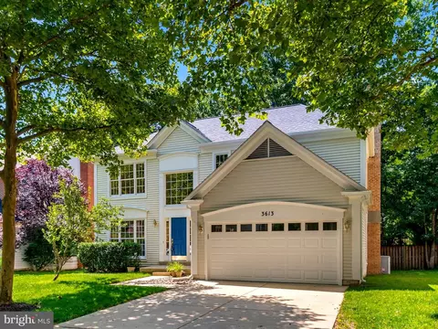 3613 Chase Hills Dr, Laurel, MD 20724