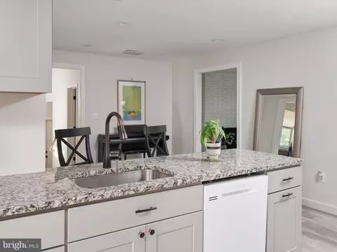 Kitchen - 7802 Gary Ln, Severn, MD 21144 photo 3 of 4