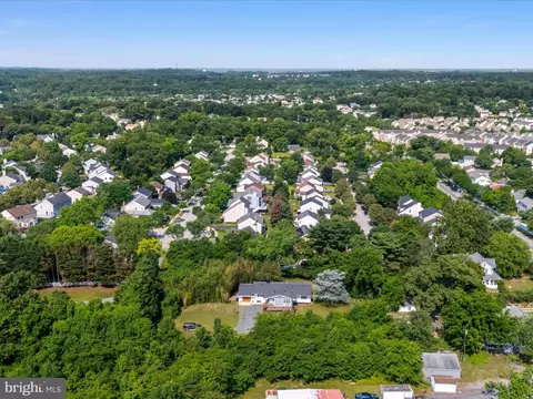 View/Area - 7802 Gary Ln, Severn, MD 21144 photo 3 of 5