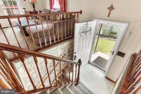 179 Dunlap Rd, Pasadena, MD 21122 photo 4