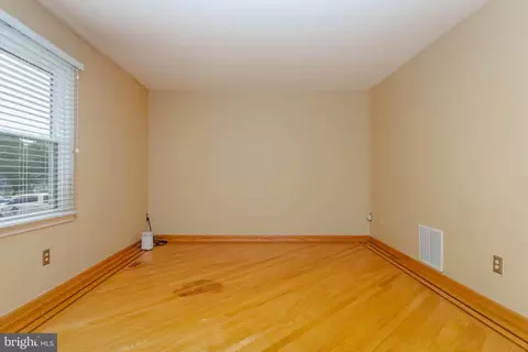 7650 Sherlock Ct, Pasadena, MD 21122 photo 5