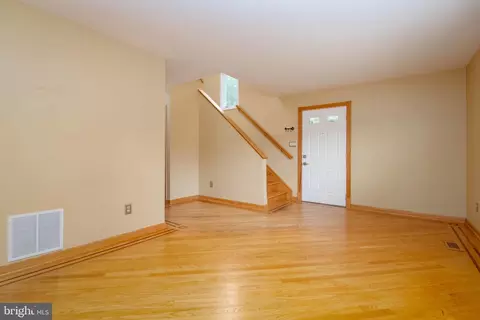 7650 Sherlock Ct, Pasadena, MD 21122 photo 4