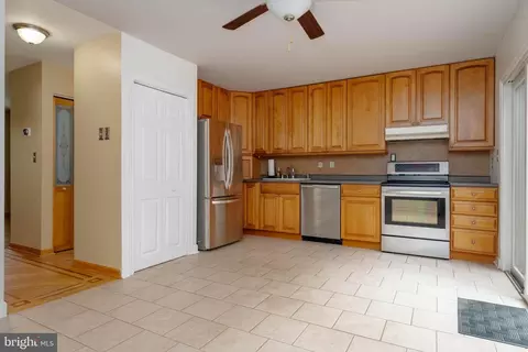 7650 Sherlock Ct, Pasadena, MD 21122 photo 12