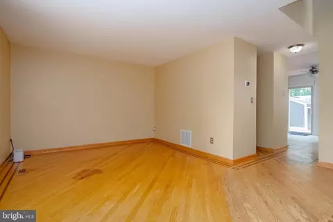 7650 Sherlock Ct, Pasadena, MD 21122 photo 7