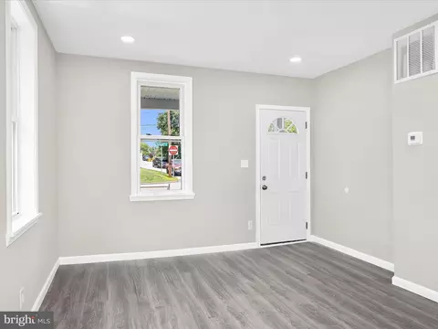 705 Matthews Ave, Baltimore, MD 21225 photo 3