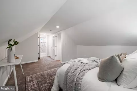 Bedroom - 478 Center St, Pasadena, MD 21122 photo 3 of 7