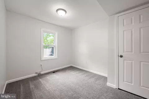 Bedroom - 478 Center St, Pasadena, MD 21122 photo 5 of 7