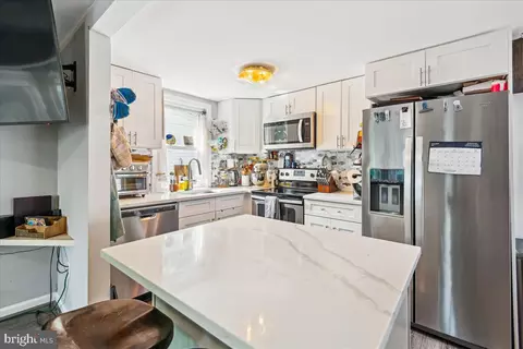 Kitchen - 1606 Oldtown Rd, Edgewater, MD 21037 photo 1 of 2