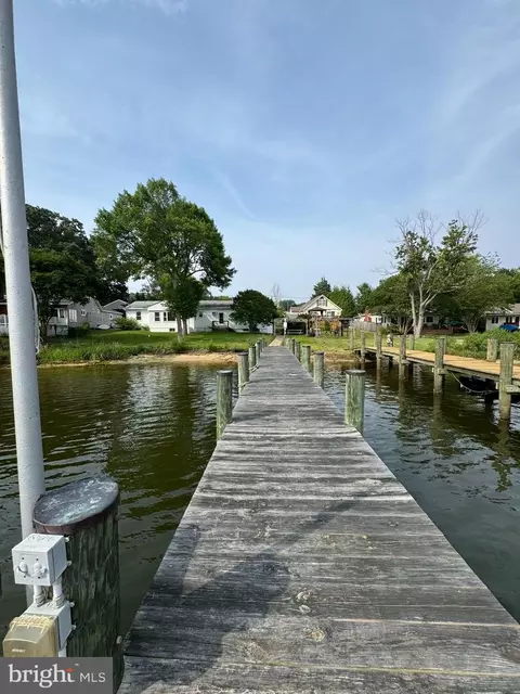 Other - 372 Riverside Dr, Pasadena, MD 21122 photo 2 of 12