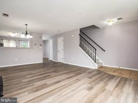 1588 Fallowfield Ct, Crofton, MD 21114 photo 8