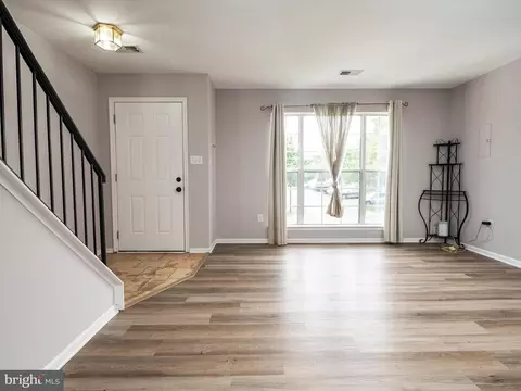 1588 Fallowfield Ct, Crofton, MD 21114 photo 5