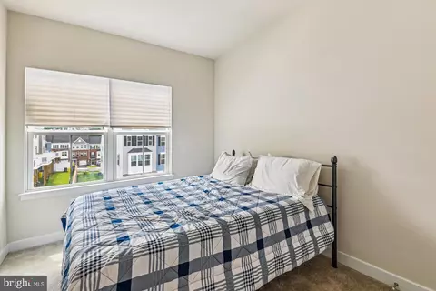 Bedroom - 155 Woodgate Cir, Pasadena, MD 21122 photo 5 of 12