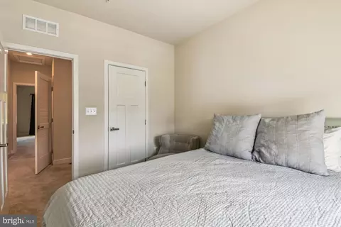 Bedroom - 155 Woodgate Cir, Pasadena, MD 21122 photo 2 of 12