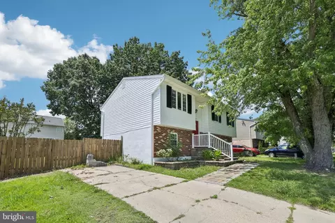 7920 Liberty Cir, Pasadena, MD 21122