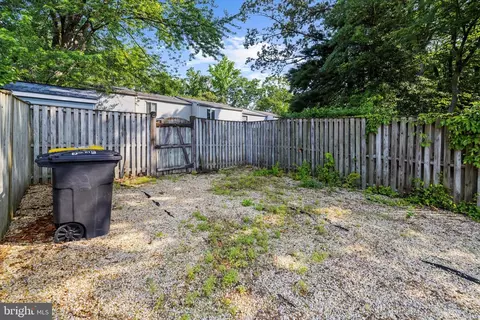 3636 Dorshire Ct, Pasadena, MD 21122 photo 36