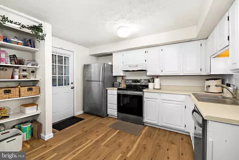 3636 Dorshire Ct, Pasadena, MD 21122 photo 15