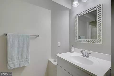 Bath - 496 Pitt Ct, Odenton, MD 21113 photo 8 of 8